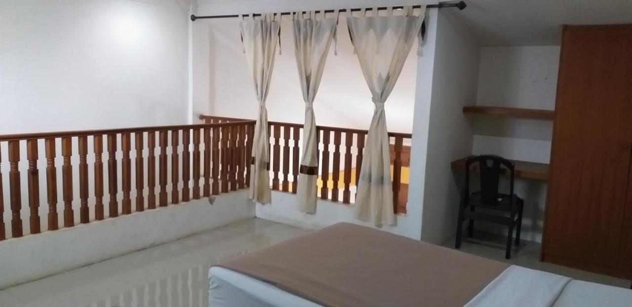 Intan Hotel Purwakarta Exterior foto